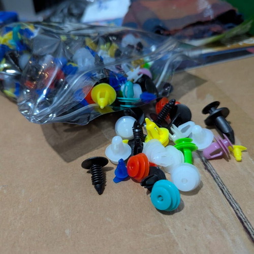 Car Clip Set 200+ New Universal for Trim and Upholstery