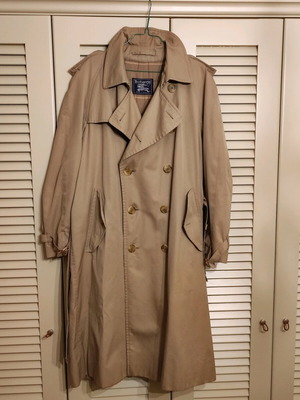 Καμπαρντίνα Burberry The Long Kensington Heritage σαν καινούργια, μέγεθος 52R μπεζ