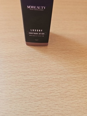 MDBEAUTY Luxury Contour Stick Like New