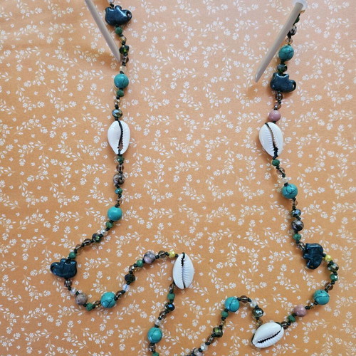 Handmade glasses strap with haolite stones and crystals, new