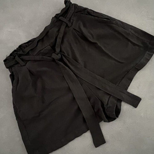 Bershka black shorts skirt like new