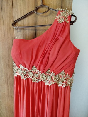 Clower long dress coral like new, size 48