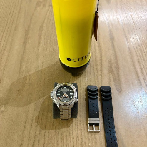 Citizen Promaster Aqualand like new with bracelet and strap
