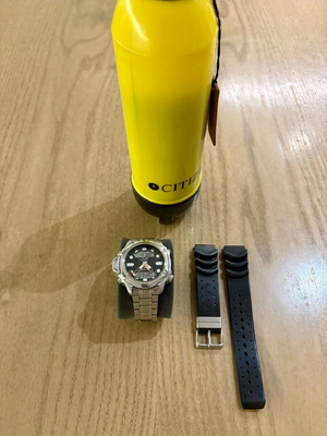 Citizen Promaster Aqualand like new with bracelet and strap