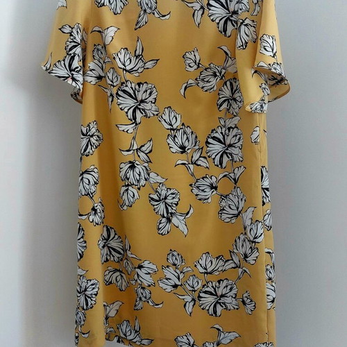 H&M dress size 38 with floral pattern, like new