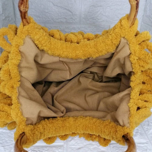 Puffy Bag mustard hand bag new with horn rings and scrunchie