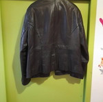 Tomahawk leather women's jacket like new, missing one button