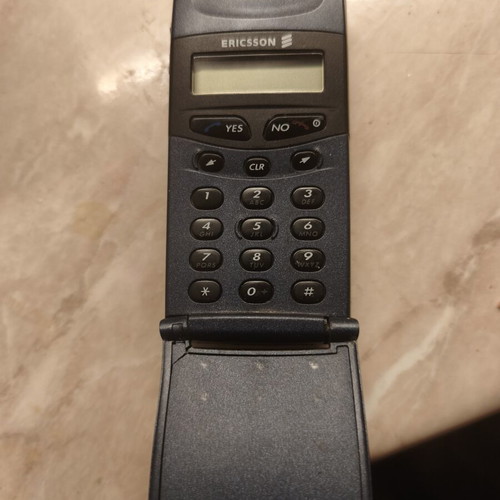 Ericsson GF788e Vintage Mobile Phone like new