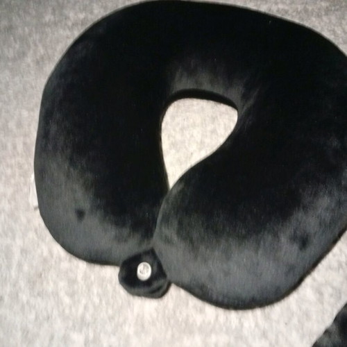 Michael Kors travel pillow like new with satin case
