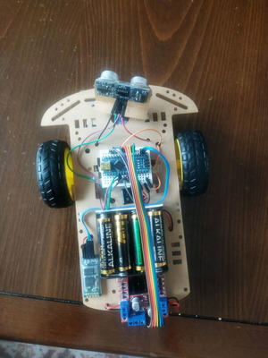 Arduino robot car καινούργιο με Bluetooth και φωνητικό έλεγχο