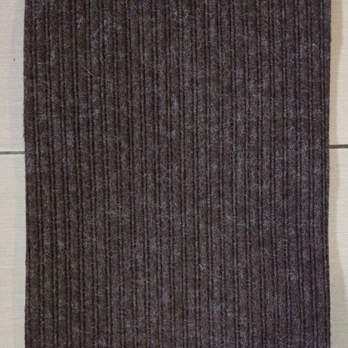Entry mat new in dark brown color 40x60cm
