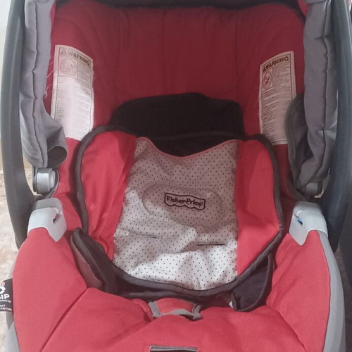 Peg Perego Pliko P3 transport system with Fisher-Price seat used