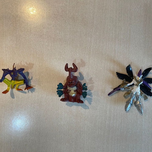 Digimon vintage figures used, pack of 35 from 1999-2000