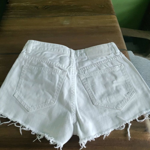 Τζιν σορτσάκι Pull & Bear καινούργιο, άσπρο, μέγεθος XS