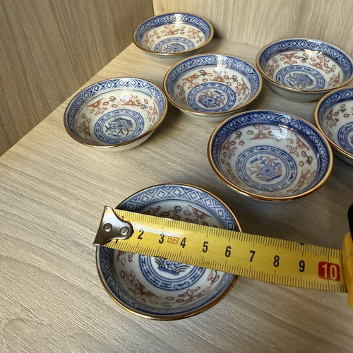 Mini porcelain sauce dishes with rice grain technique, set of 7