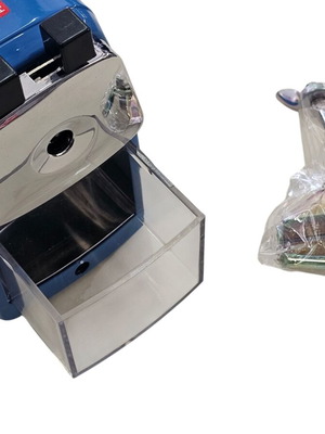 Metallic desk sharpener with crank blue, new