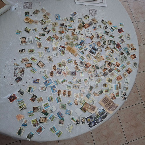 Collectible old stamps used, collection of about 300 pieces