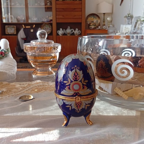 Decorative handmade porcelain egg jewelry box new