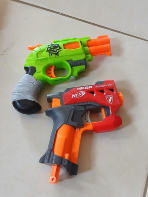 Nerf blaster set, pack of 15 pieces