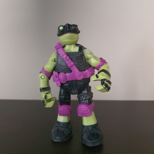 Donatello Figure TMNT 2013 used, Stealth Tech 12cm