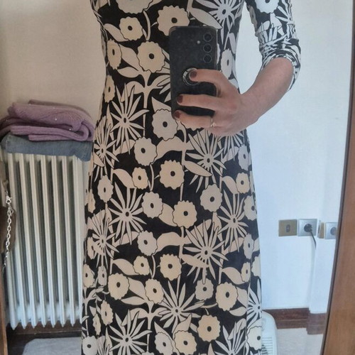 Maxi dress black and white with slit like new