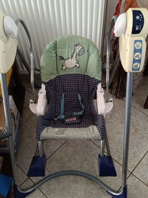 Baby swing with music Fisher Price like new