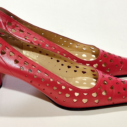 Lorenzo Festa red leather pumps like new, size 40