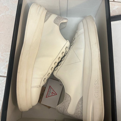 Guess men's sneaker 43 like new, white