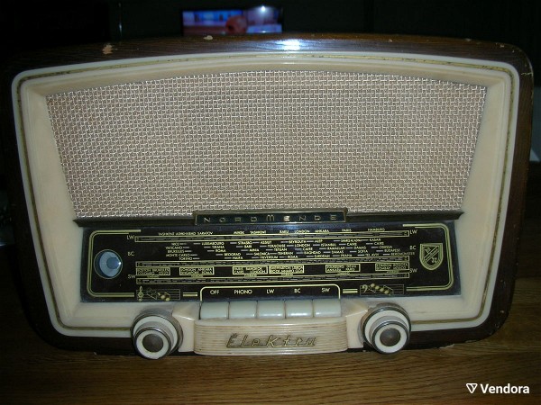  radiofono Vintage Nordmende Elektro 57E