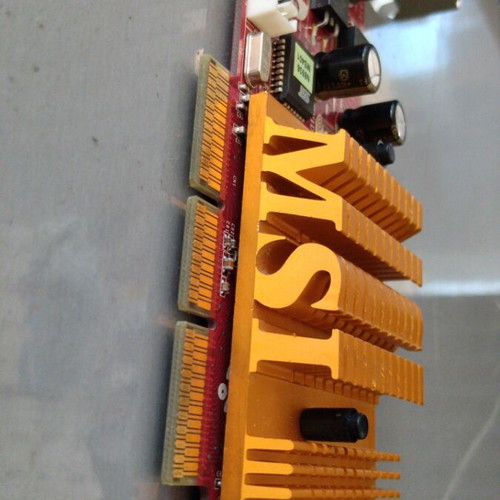 MSI GeForce FX5500-T128 128MB AGP κάρτα γραφικών μεταχειρισμένη