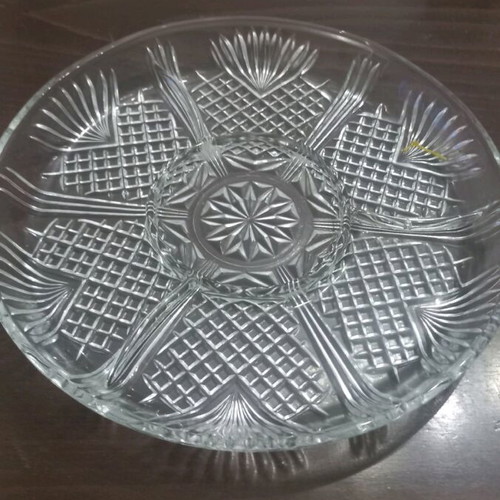 Serving platters for nuts like new, set of 2
