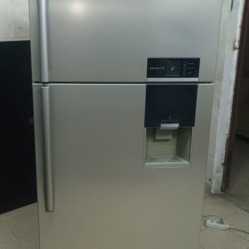 LG Nofrost refrigerator with freezer and water dispenser