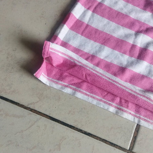 Abercrombie & Fitch T-shirt like new, striped white and pink