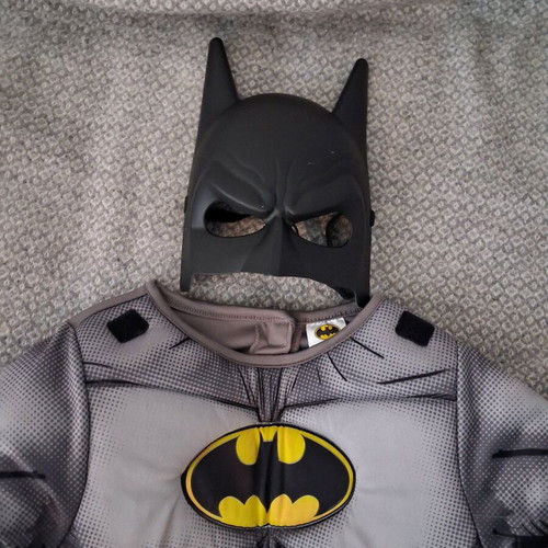 Batman kids costume for 5–6 years old like new