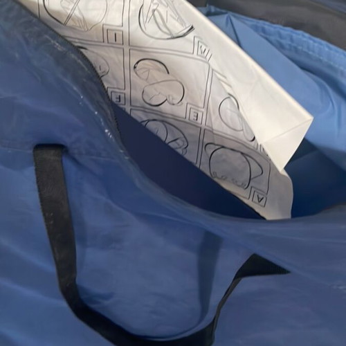 Pop Up tent new, foldable