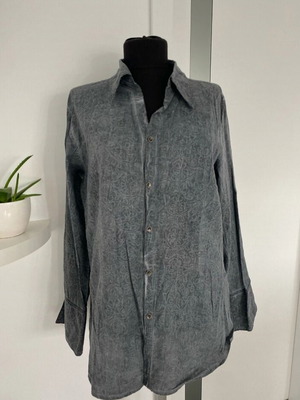 Zara women's cotton shirt used, grey, large with embroidered designs