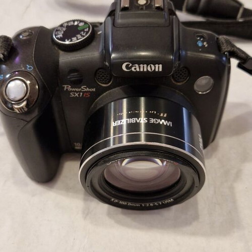 Canon PowerShot SX1 IS digital camera, 20x optical zoom, Full HD