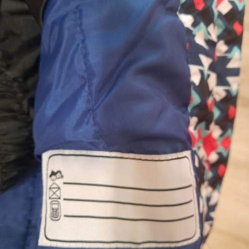 Children's jacket No10 waterproof, very warm with detachable hood, like new