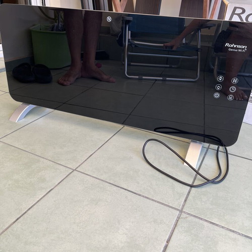 Rohnson Space Heater like new with Wi-Fi and Touchscreen