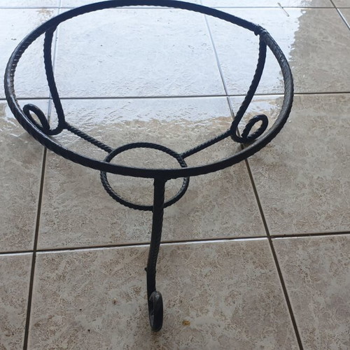 Iron Plant Stand (Solid)