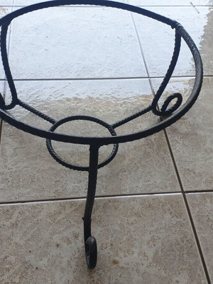 Iron Plant Stand (Solid)