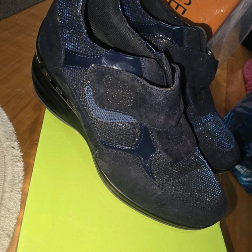 Athletic shoes like new, size 37, blue