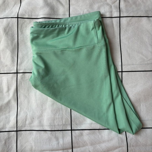Sinsay shorts size M like new, green