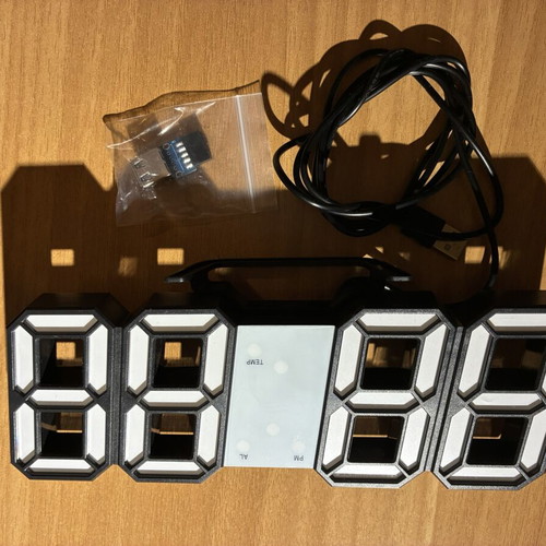Digital 3D USB Clock new, suitable for PC case modding