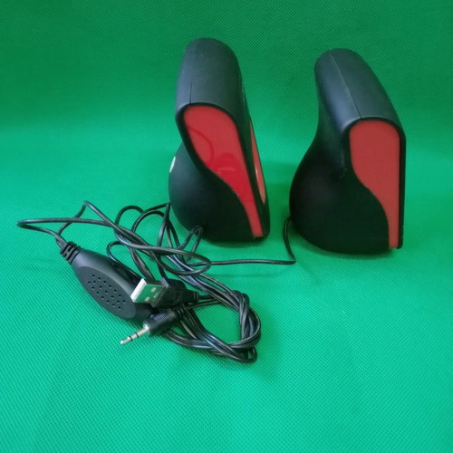 i-JMB speakers used, USB powered stereo 3.5mm input