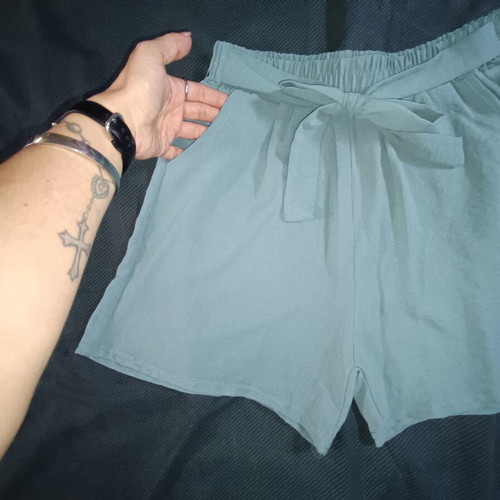 Women's summer shorts like new, loose fit, mint green