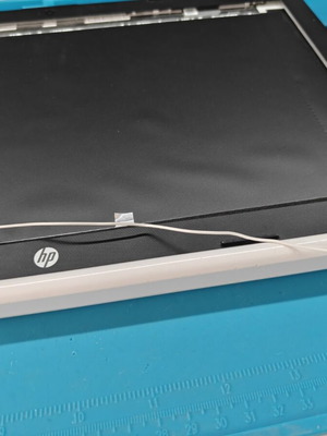 Hp 15-db1 screen accembly used without screen