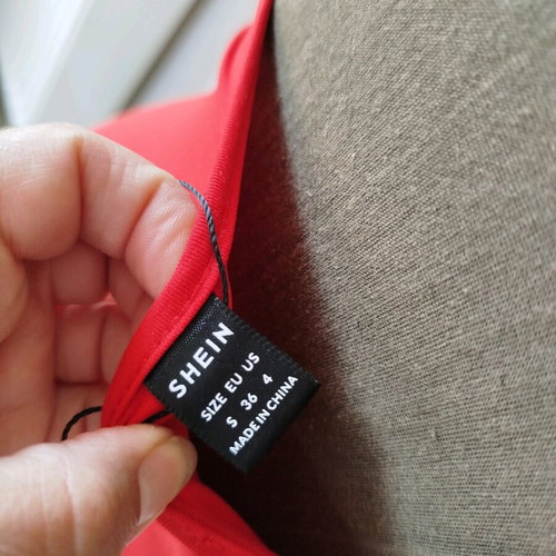 Shein dress red new, size S