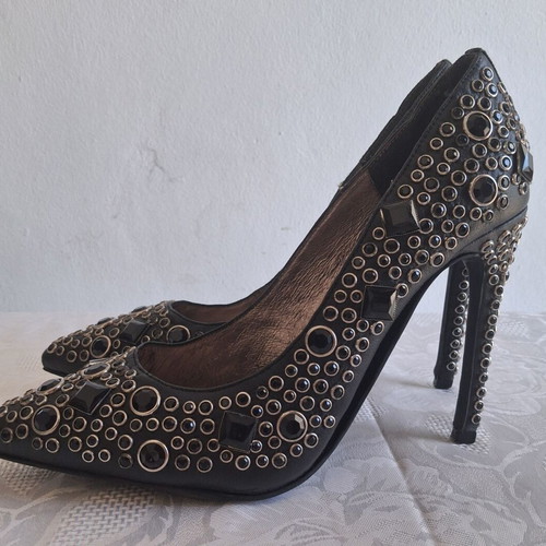 Jeffrey Campbell Ibiza Last studded stiletto pumps size 37, new
