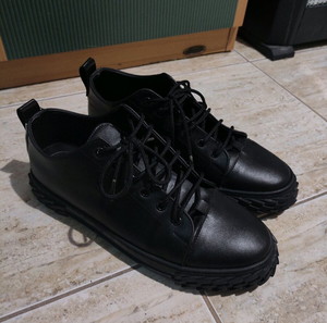 Μαύρα παπούτσια Giuseppe Zanotti